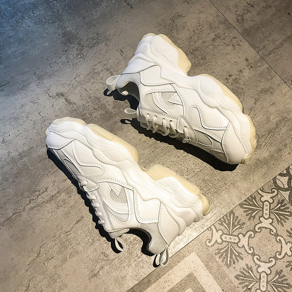 Γυναικεία αθλητικά παπούτσια  αναπνεύσιμα  με κορδόνια