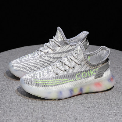 Γυναικεία αθλητικα παπούτσια με κορδόνια και επίπεδη σόλα