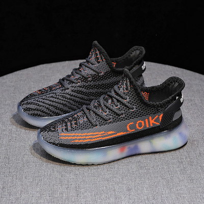 Γυναικεία αθλητικα παπούτσια με κορδόνια και επίπεδη σόλα