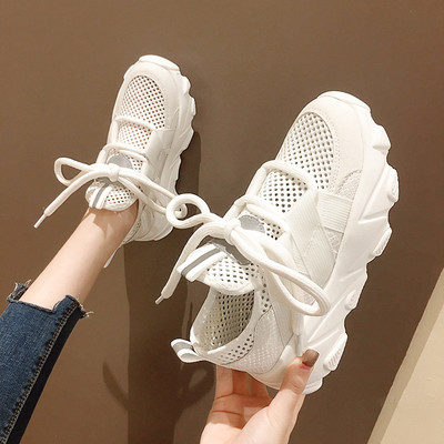 Γυναικεία αθλητικά παπούτσια διάφορα μοντέλα