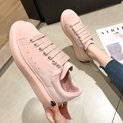 Sieviešu kedas tīrs modelis no eko ādas