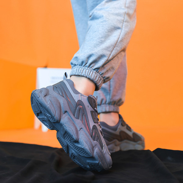 Γυναικεία αθλητικά παπούτσια άνοιξη-φθινόπωρο με τραχιά σόλα