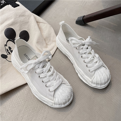 Casual αθλητικά παπούτσια με έμβλημα και κορδόνια για γυναίκες