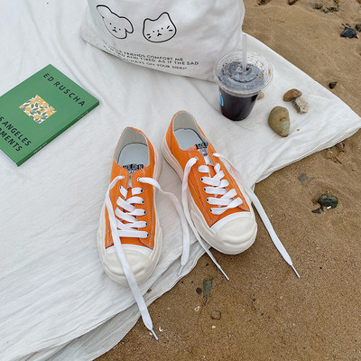 Γυναικεία αθλητικά παπούτσια με επίπεδη σόλα - σε τρία χρώματα