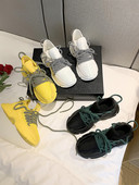 Ženske tenisice - s visokim potplatom i vezicama