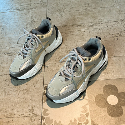 Νέο μοντέλο γυναικεία αναπνεύσιμα αθλητικά παπούτσια με κορδόνια σε γκρι και λευκό χρώμα