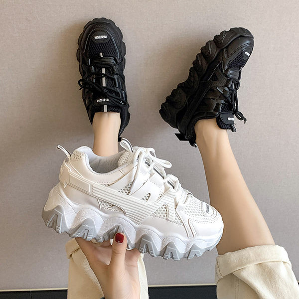 Νέο μοντέλο έκο δερμάτινα αθλητικά παπούτσια  με τραχιά σόλα