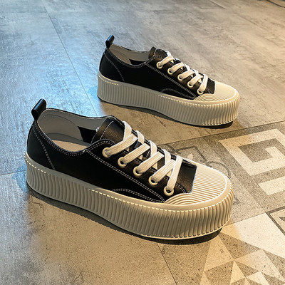 Sieviešu noapaļotas ikdienas kedas ar biezām zolēm