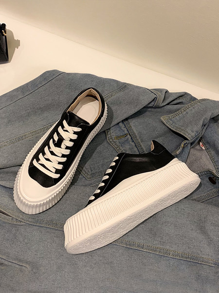 Sieviešu noapaļotas ikdienas kedas ar biezām zolēm