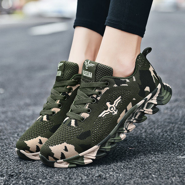 Kamuflāžas sieviešu kedas ar šņorēm