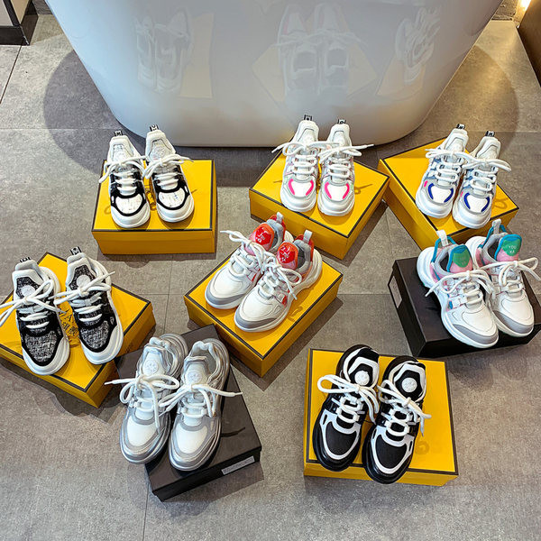 Pantofi de damă lejer, respirabili, cu talpă aspră