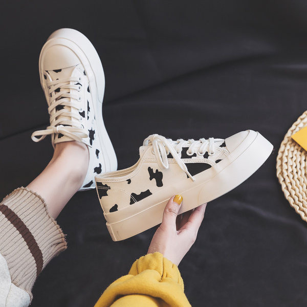 Adidași de vară de damă cu șireturi în trei culori potriviți pentru vară