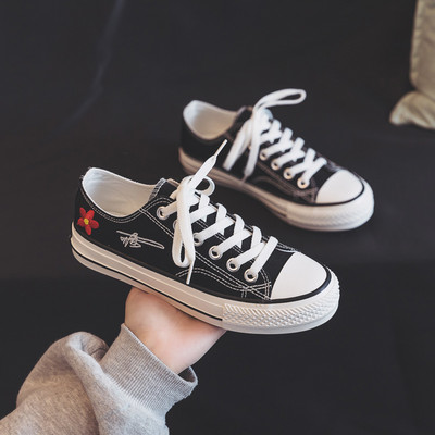 Adidasi de vara dama cu broderie si cravate