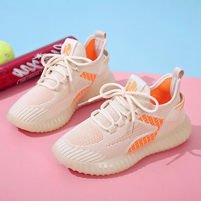 Elpojošas sieviešu kedas no tekstila ar plakanu zoli