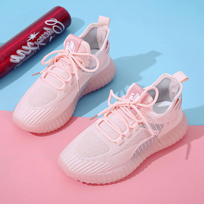 Elpojošas sieviešu kedas no tekstila ar plakanu zoli