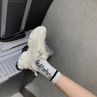 Sieviešu kedas ar mežģīnēm-eko ādu