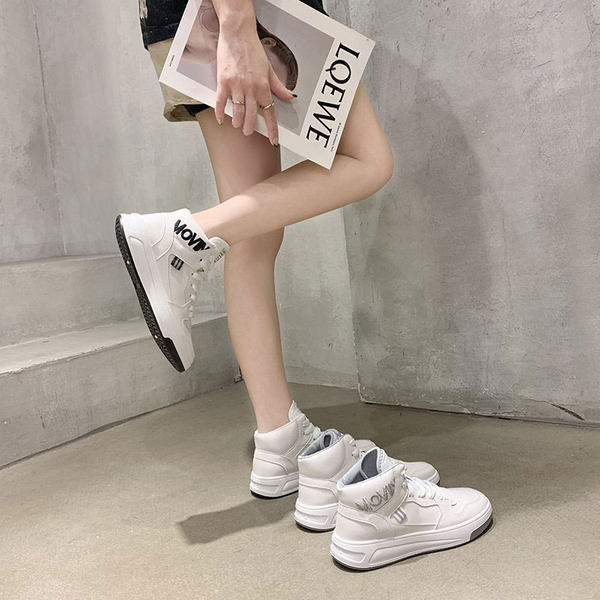 Adidași înalți de damă cu inscripție și șireturi