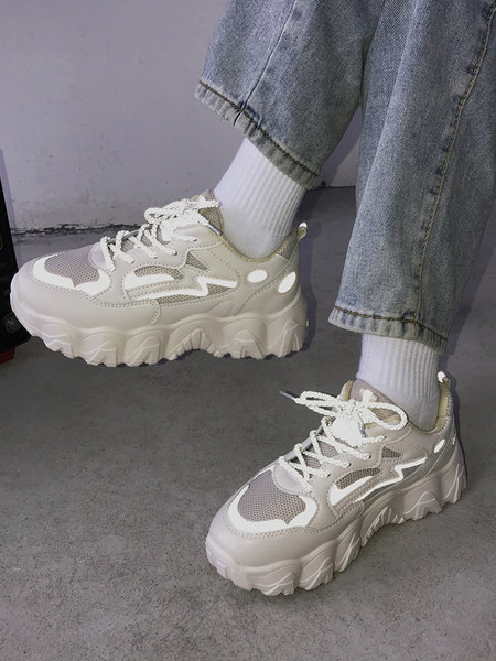 Ikdienas sieviešu kedas ar raupju zoli