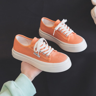 Adidași de damă de culoare uni cu șireturi și lenjerie intima plată