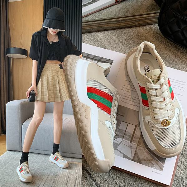 Sieviešu modernas kedas ar mežģīnēm divās krāsās