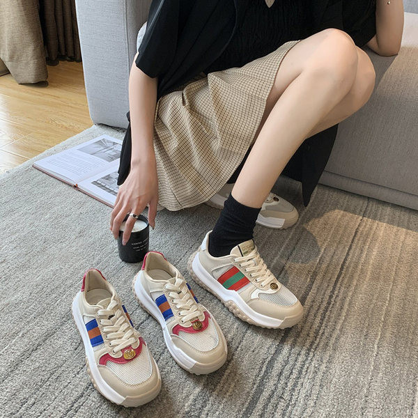 Sieviešu modernas kedas ar mežģīnēm divās krāsās