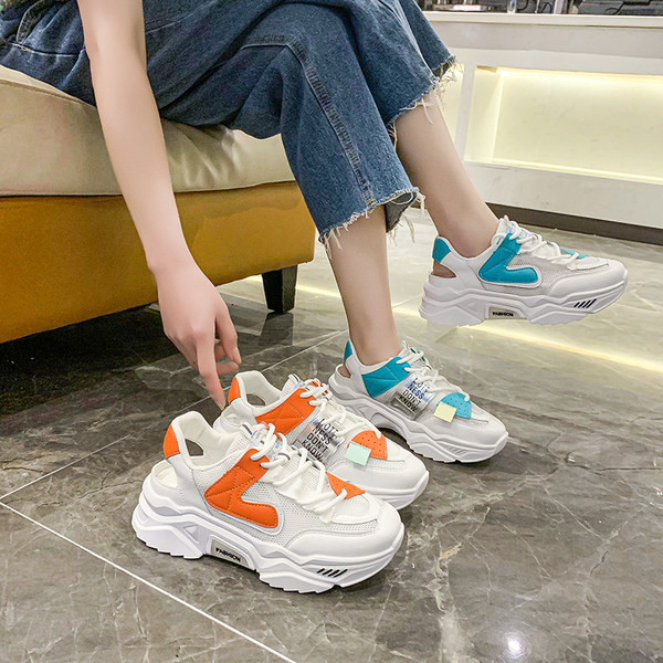 Adidasi casual cu talpa aspra - in doua culori