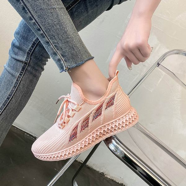 Model nou de adidasi textile de dama potriviti pentru vara