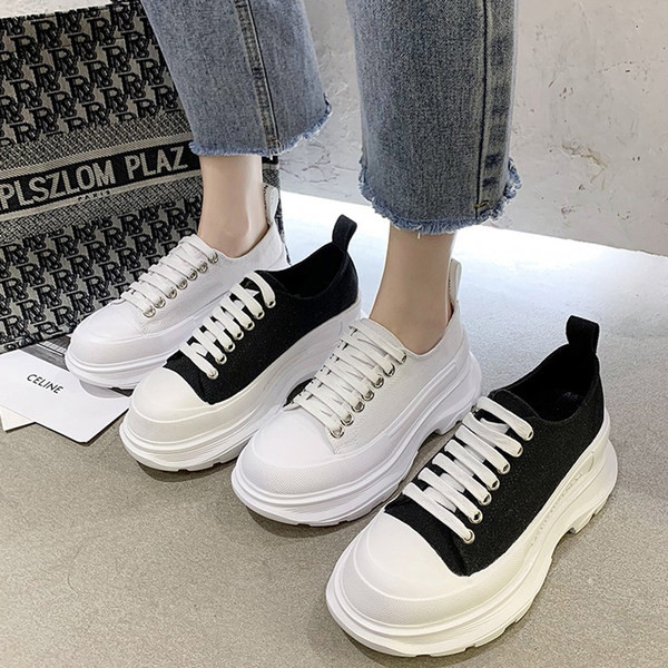 Ikdienas kedas ar augstām zolēm un šņorēm