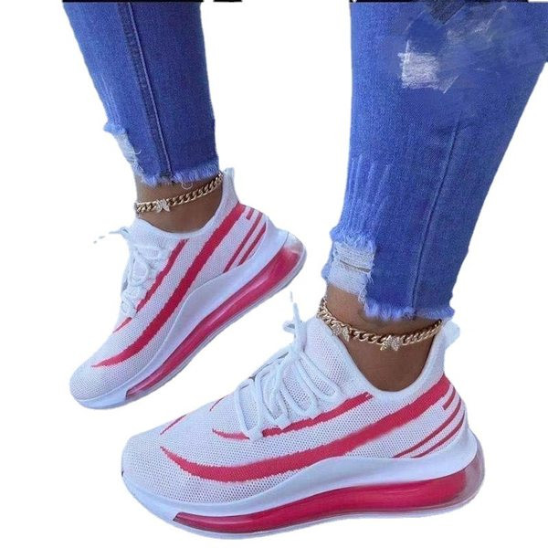 Tekstila kedas ar kameru zolē