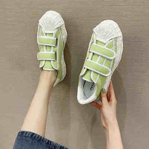 Adidasi de dama cu inchidere cu velcro