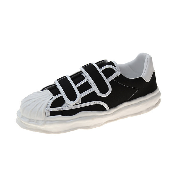 Adidasi de dama cu inchidere cu velcro