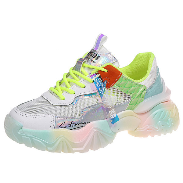 Jauns sieviešu kedu modelis ar šņorēm un augsto zoli - divu krāsu