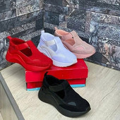 Model nou de pantofi sport casual cu piese decupate