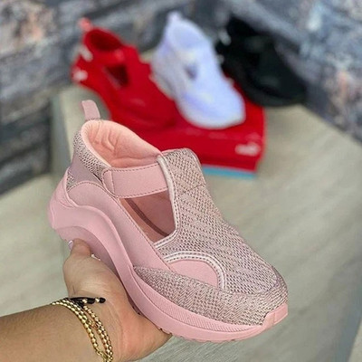 Model nou de pantofi sport casual cu piese decupate