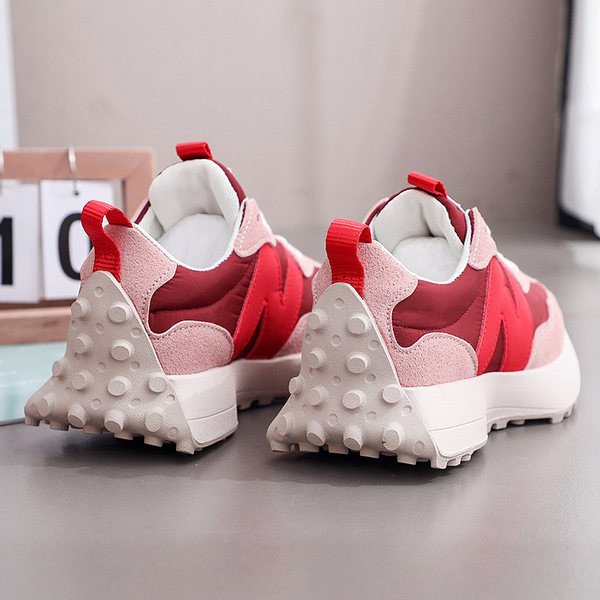 Sportiskas ikdienas sieviešu kedas no eko zamšādas