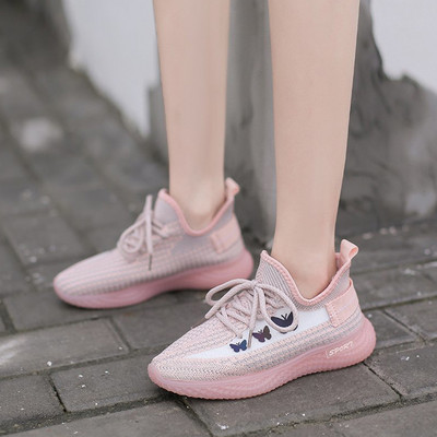 Sieviešu kedas ar aplikācijām un šņorēm