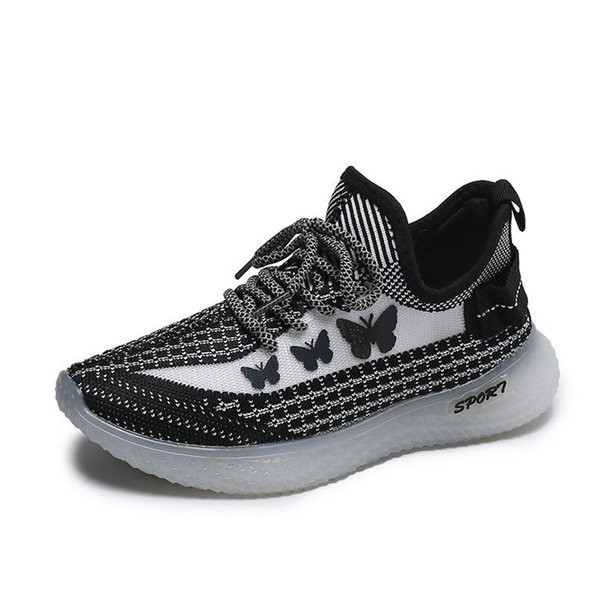 Sieviešu kedas ar aplikācijām un šņorēm