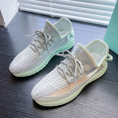 Sieviešu vasaras elpojošas kedas ar mīkstām zolēm un mežģīnēm