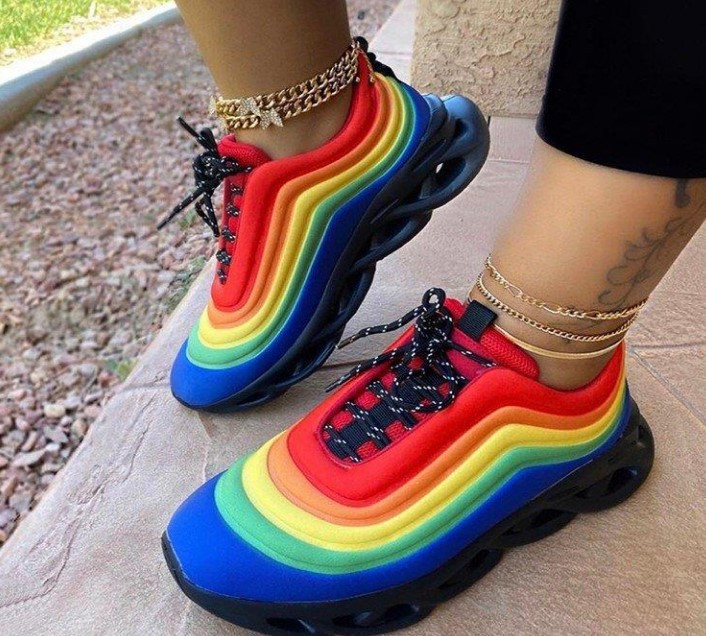 Model nou de adidasi de dama multicolori cu talpa aspra