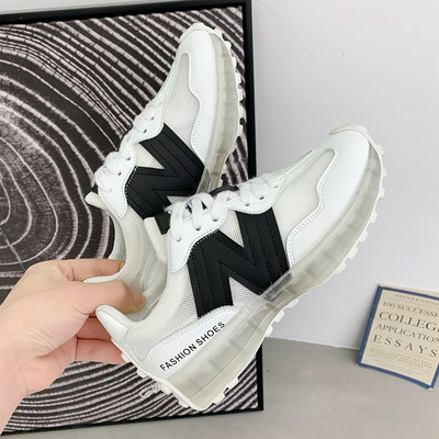 Sieviešu kedas ar mežģīnēm un silikona zoli