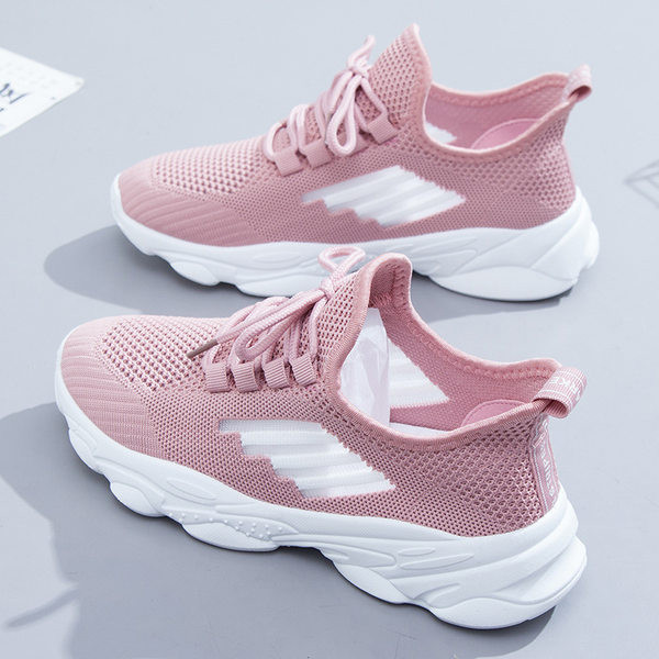 Sportam piemērotas sieviešu kedas ar šņorēm