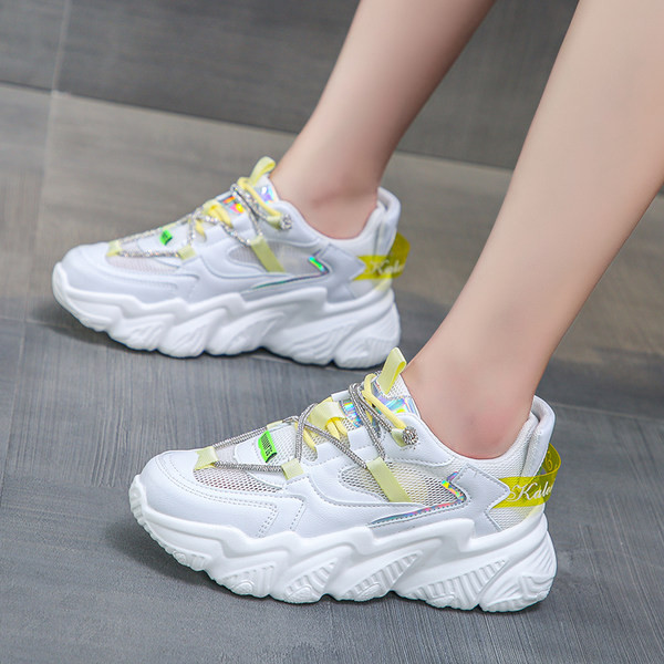 Elpojošas sieviešu kedas ar 5 cm platformu