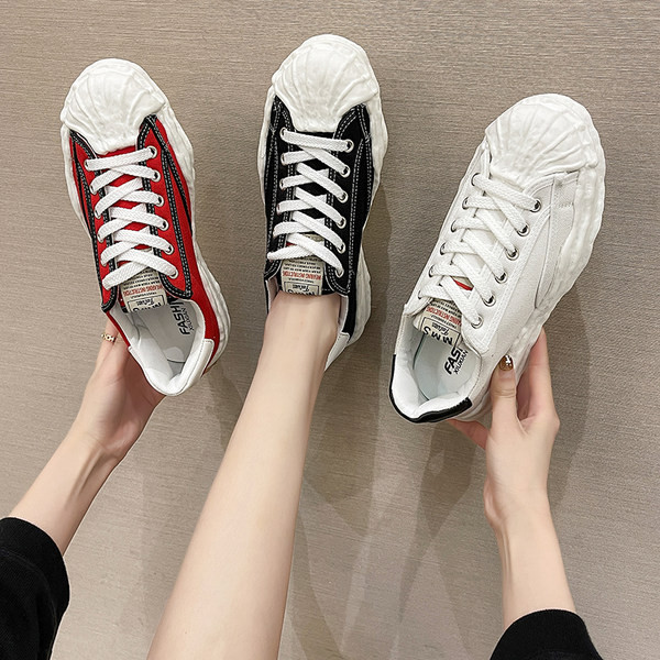 Tenisi dama casual din panza cu cravate si emblema