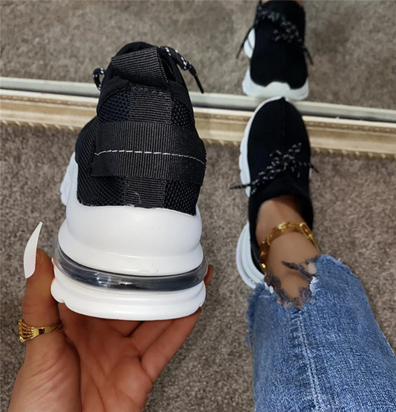 Tenisi moderni din material textil cu imprimeu animal