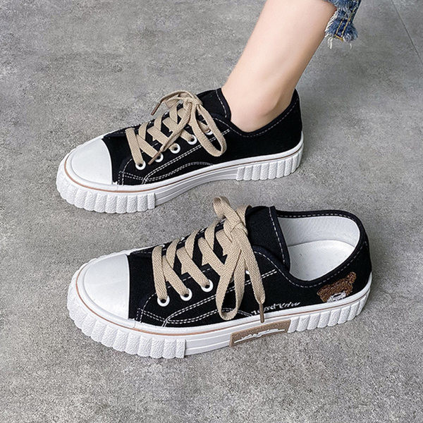 Adidasi de dama cu talpa plate si aplicatie de ursuleti - doua modele