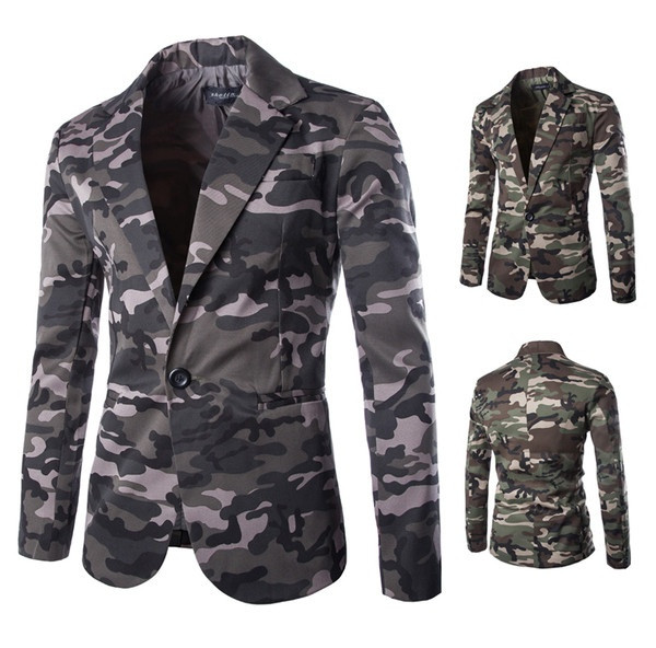 Moderns vīriešu jakas modelis ar kamuflāžas rakstu