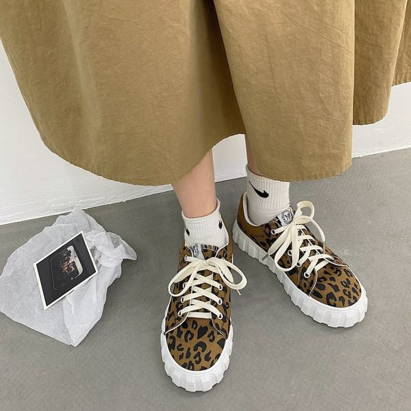 Tenisi casual dama cu imprimeu animal si cravate