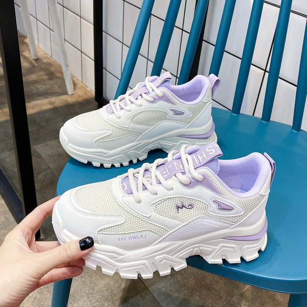 Ikdienas sieviešu kedas ar raupju zoli un mežģīnēm - pelēkas un baltas