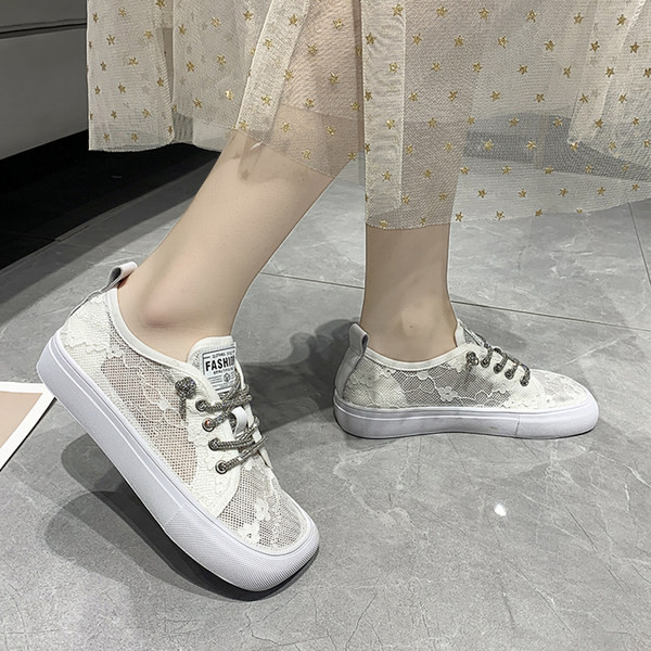 Jauna modeļa modernas mežģīņu kedas ar šņorēm