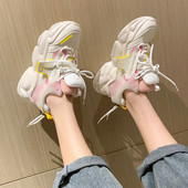 Jauns atsperu kedu modelis ar raupju zoli